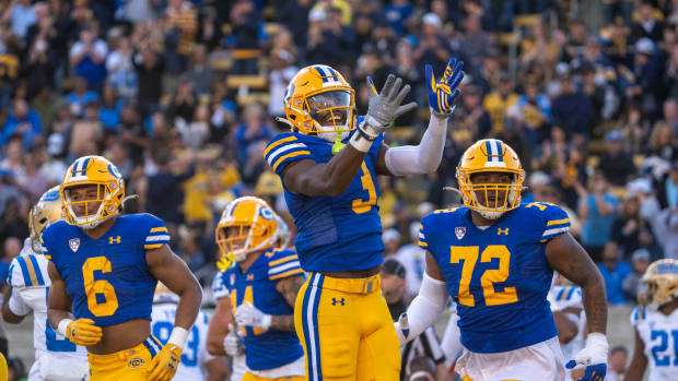 November 25, 2022; Berkeley, California, USA; California Golden Bears wide receiver Jeremiah Hunter (3) celebrates after scoring a touchdown against the UCLA Bruins during the second quarter at California Memorial Stadium. Mandatory Credit: Kyle Terada-USA TODAY Sports  